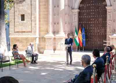 El presidente de la Junta de Andaluca, Juan Manuel Moreno, durante su intervencin en el acto de homenaje a Blas Infante 