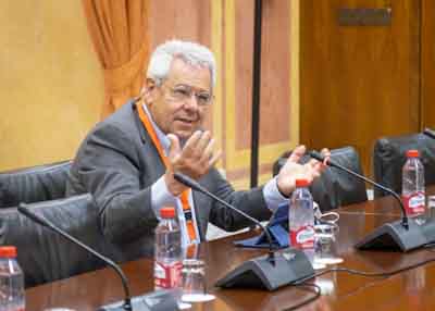 Joaquín Aurioles, doctor en Ciencias Económicas, en representación del Observatorio Económico de Andalucía 