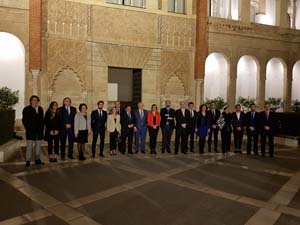 El presidente del Parlamento asistió a la presentación del octavo libro-CD 'Ser andaluces, diálogos sobre Andalucía'