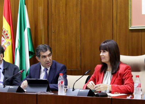 Lorenzo del Rio junto a la presidenta de la Comisin de Justicia e Interior, Micaela Navarro