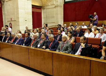 La tribuna de pblico y prensa, durante el debate de la Ley del Deporte, con representantes de diferentes disciplinas deportivas