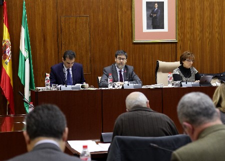 El presidente de la Cmara de Cuentas, Antonio Lpez, present varios informes en la Comisin de Hacienda