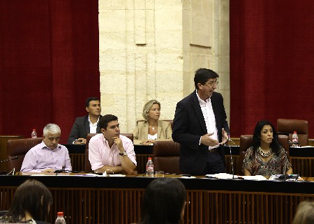 Juan Marn, portavoz del Grupo parlamentario Ciudadanos, se dirige a la presidenta de la Junta de Andaluca