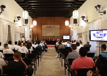 El presidente del Parlamento de Andaluca, Juan Pablo Durn, inaugura el 11 Encuentro de Participacin Ciudadana, organizado por la Red Andaluza de Lucha Contra la Pobreza y la Exclusin