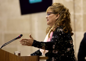 Adela Segura, diputada del Grupo parlamentario Socialista