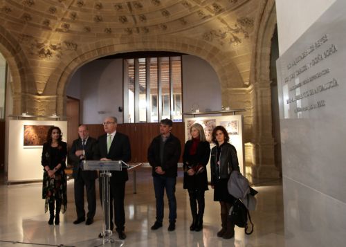 Juan Pablo Durn inaugura la exposicin "Parlamento de Andaluca: Historia y rehabilitacin de un icono de nuestro patrimonio"