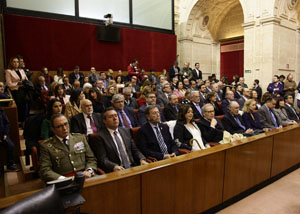 La tribuna de autoridades, durante el discurso de Juan Pablo Durn