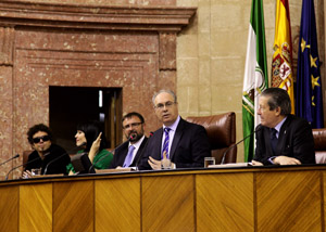 El presidente del Parlamento, Juan Pablo Durn, preside las XVIII Jornadas de Escuela Cultura de Paz