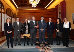 El presidente del Parlamento, con los miembros de la Cmara de Cuentas