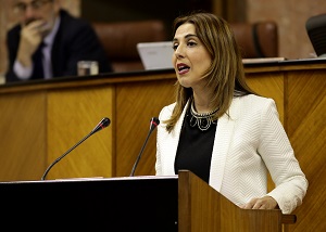 Beatriz Rubio posiciona al Grupo Socialista en el debate final de la Ley por la que se establece el derecho de tanteo y retracto en desahucios de viviendas en Andaluca