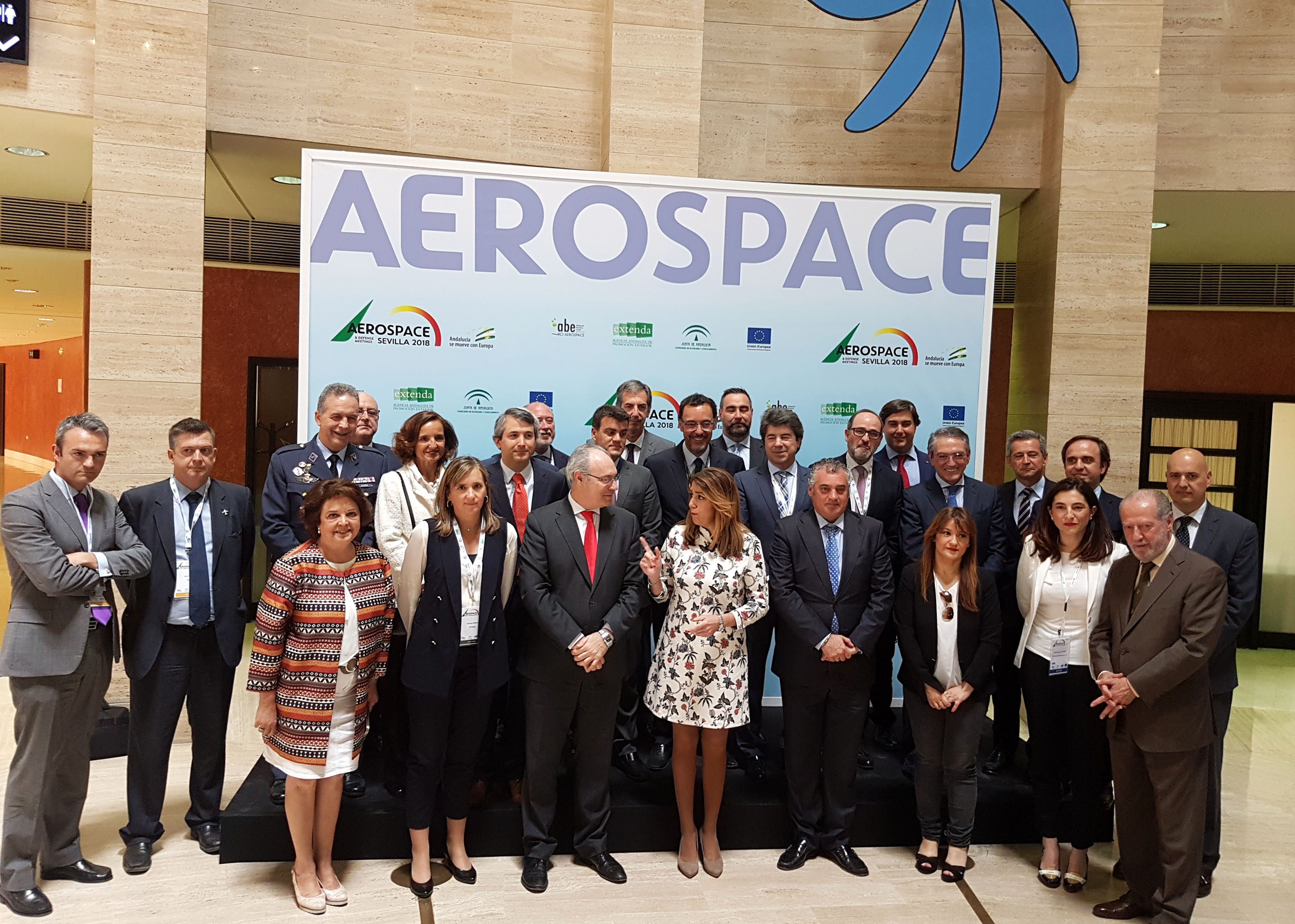 Numerosas personalidades asistieron al acto de apertura del Programa de Conferencias de Aerospace&Defense Meetings Sevilla 2018