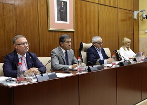  Lorenzo del Ro, presidente del TSJA, con la Mesa de la Comisin de Justicia e Interior