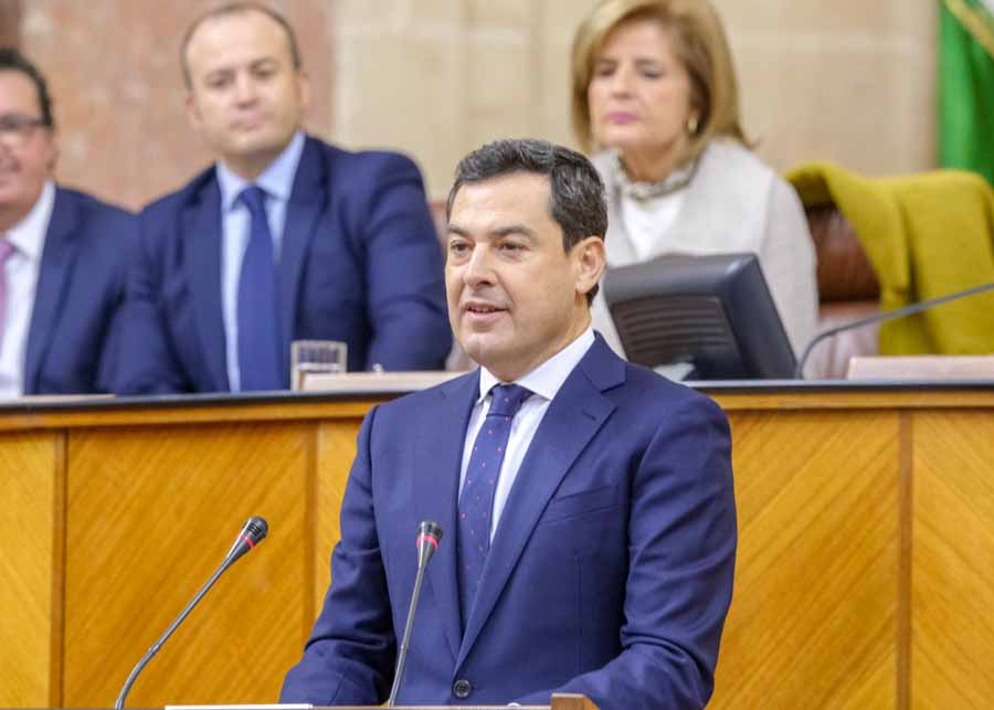  El candidato a la Presidencia de la Junta de Andaluca, Juan Manuel Moreno, pronuncia su discurso de investidura para solicitar la confianza de la Cmara