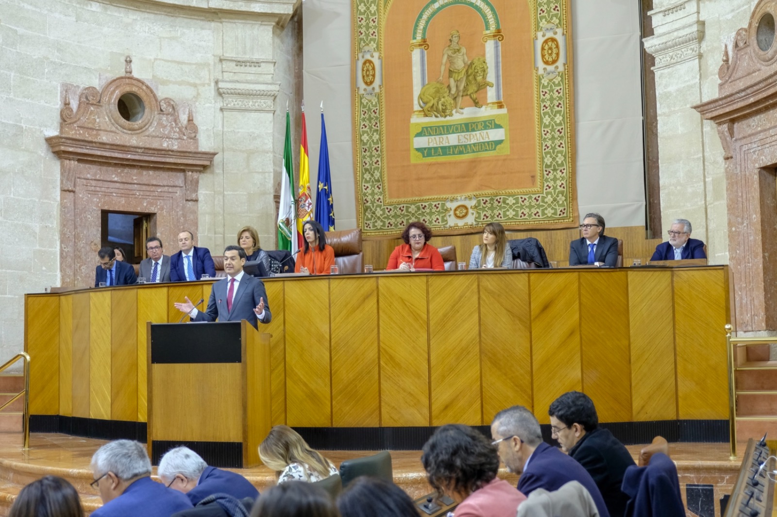  El candidato a la investidura, Juan Manuel Moreno, interviene en la segunda jornada del Pleno