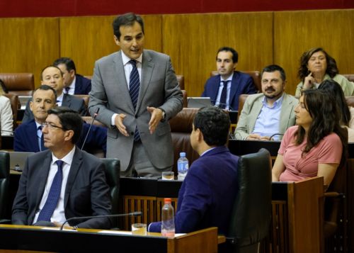  Jos Antonio Nieto, del Grupo Popular, interpela al presidente de la Junta en la sesin de control