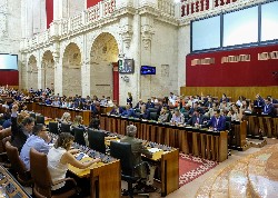  El Pleno del Parlamento, en una de las votaciones del proyecto de Ley del Presupuesto para 2019