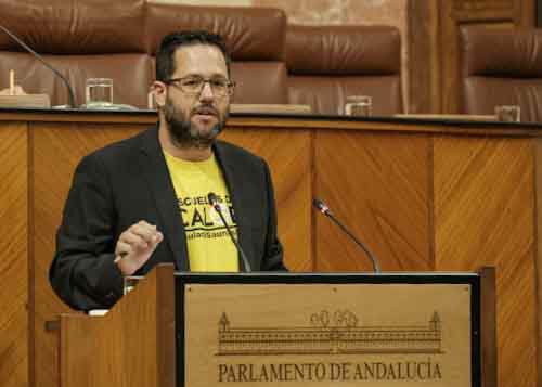  Jos Ignacio Garca, portavoz adjunto del Grupo Adelante Andaluca, toma la palabra en el debate final de la Proposicin de Ley de mejoras trmicas y ambientales en los centros educativos