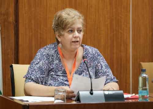  Mara Luisa Lucena, presidenta de CONCAPA (Confederacin Catlica Nacional de Padres de Familia y Padres de Alumnos)