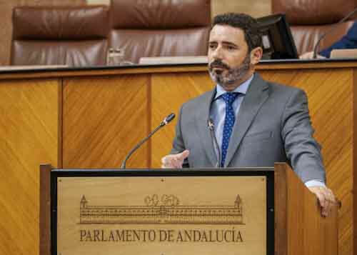 Jos Ramn Carmona, portavoz del Grupo Popular, presenta una proposicin no de ley relativa a la defensa del campo andaluz y de una PAC fuerte y justa para nuestros agricultores, ganaderos y el desarrollo rural de Andaluca