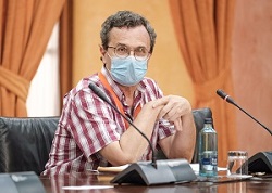  Juan Andr�s de Gracia, presidente del Consejo del Movimiento Ciudadano de C�rdoba (CMC C�rdoba)

