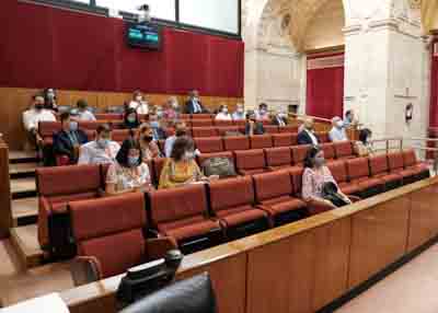 La tribuna de pblico durante el desarrollo de la sesin de control al Gobierno 