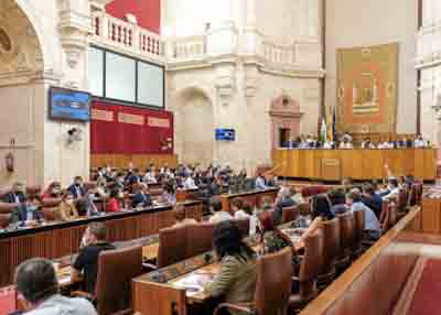  El Pleno del Parlamento en una de las votaciones realizadas durante la jornada de hoy 