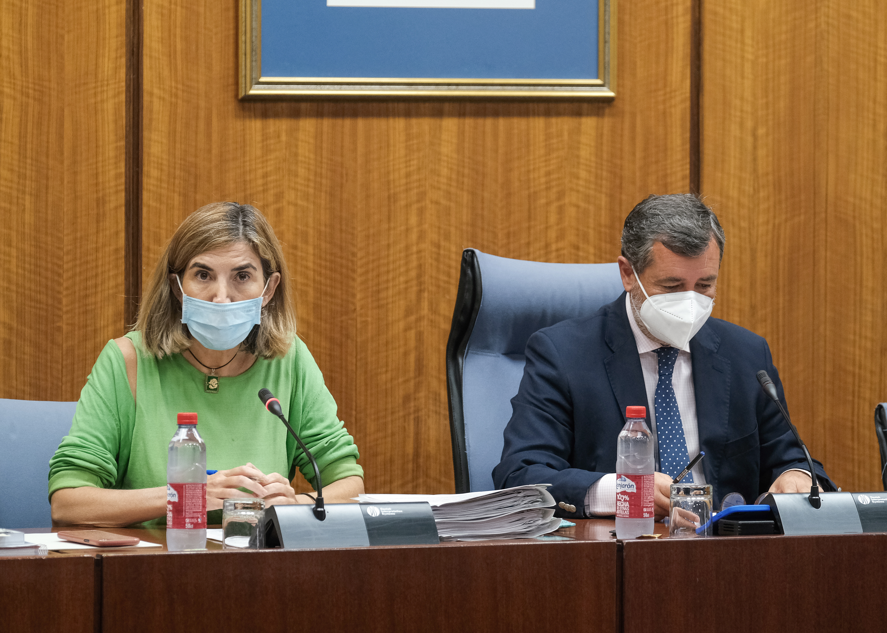  Roco Blanco, consejera de Empleo, junto al presidente de la Comisin respectiva, Alfonso Candn  