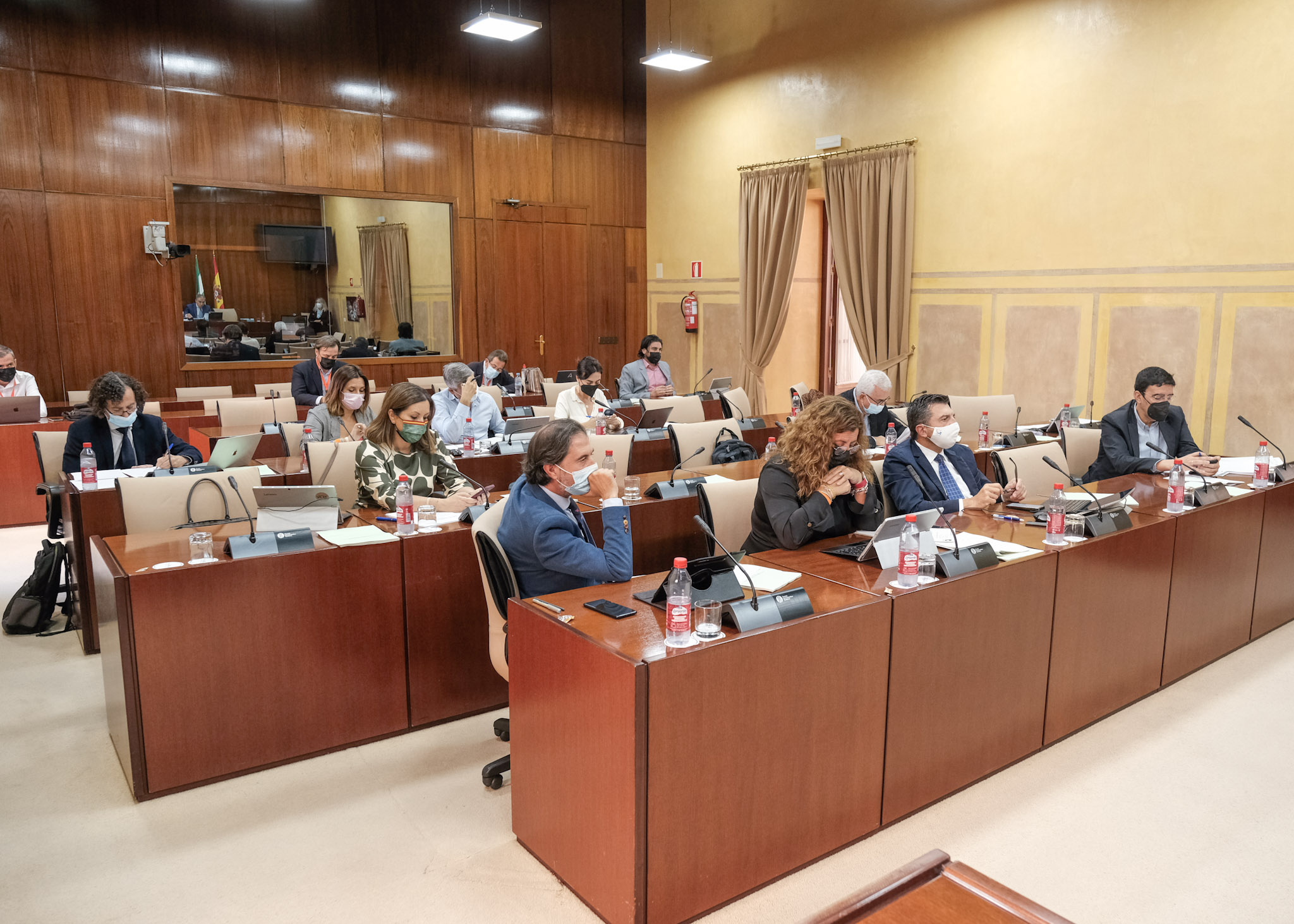  Los diputados de la Comisin de Presidencia, Administracin Pblica e Interior 