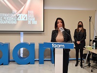   La presidenta del Parlamento, Marta Bosquet, interviene en el acto de entrega de los galardones FAAM de Oro 2021