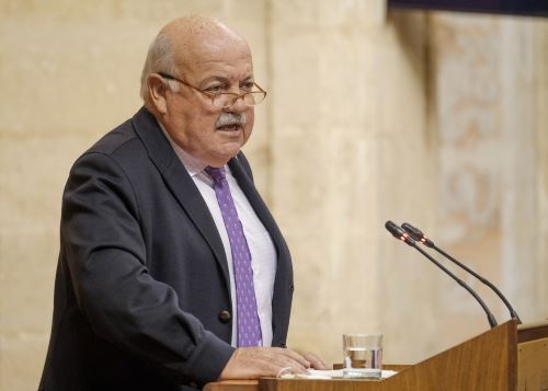   Jess Aguirre, consejero de Salud y Familias, comparece para informar sobre la evolucin de la pandemia y el programa de vacunacin de la Gripe y del COVID-19 