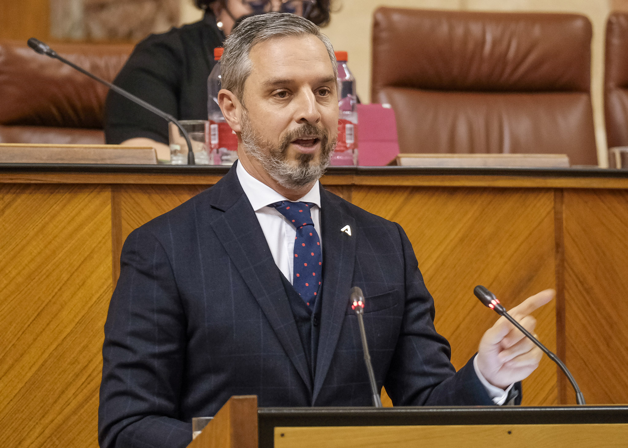 El consejero de Hacienda y Financiaci�n Europea, Juan Bravo, comparece para informar sobre los elementos para la revisi�n del sistema de financiaci�n auton�mica 
