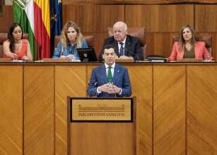   Juan Manuel Moreno debate con los grupos parlamentarios durante la segunda jornada de la sesin de investidura