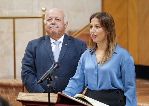  Francisca Mara Rosa Crespo jura o promete su acta de diputada