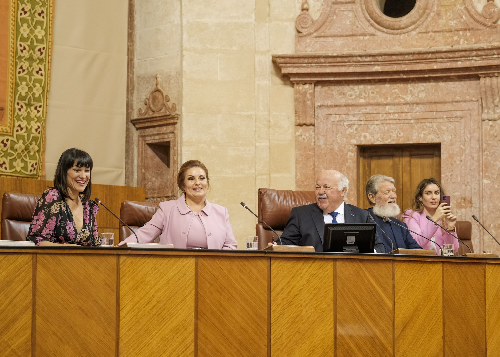 La Mesa presidencial de las Jornadas de Escuela Cultural de Paz  