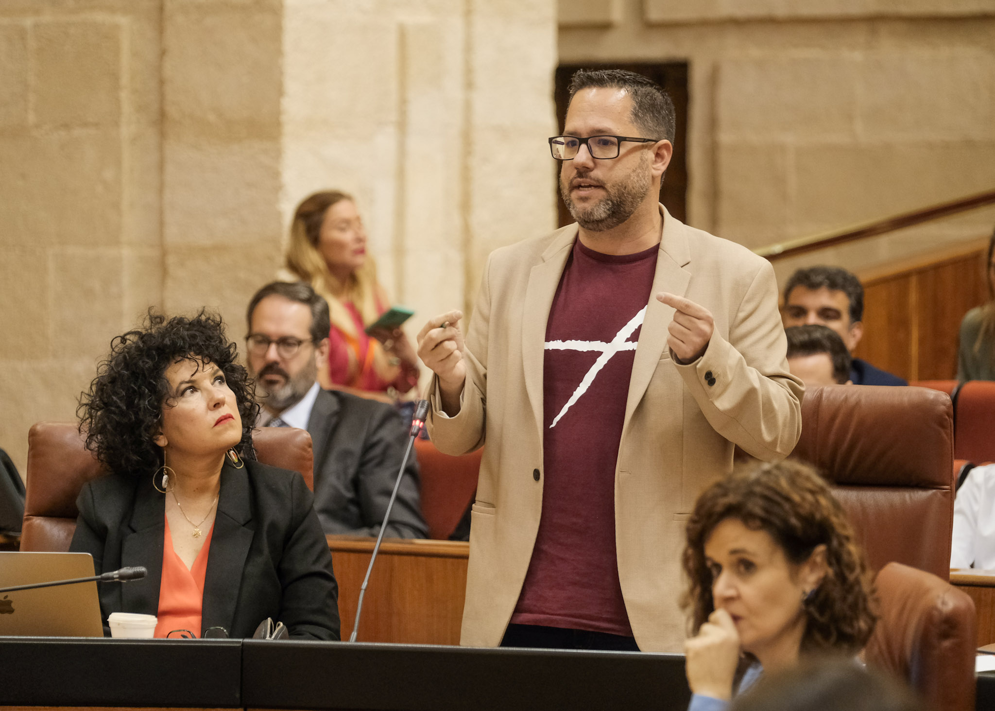 Jos Ignacio Garca, portavoz del Grupo Mixto-Adelante Andaluca, formula una pregunta al presidente de la Junta relativa a educacin afectivo-sexual  