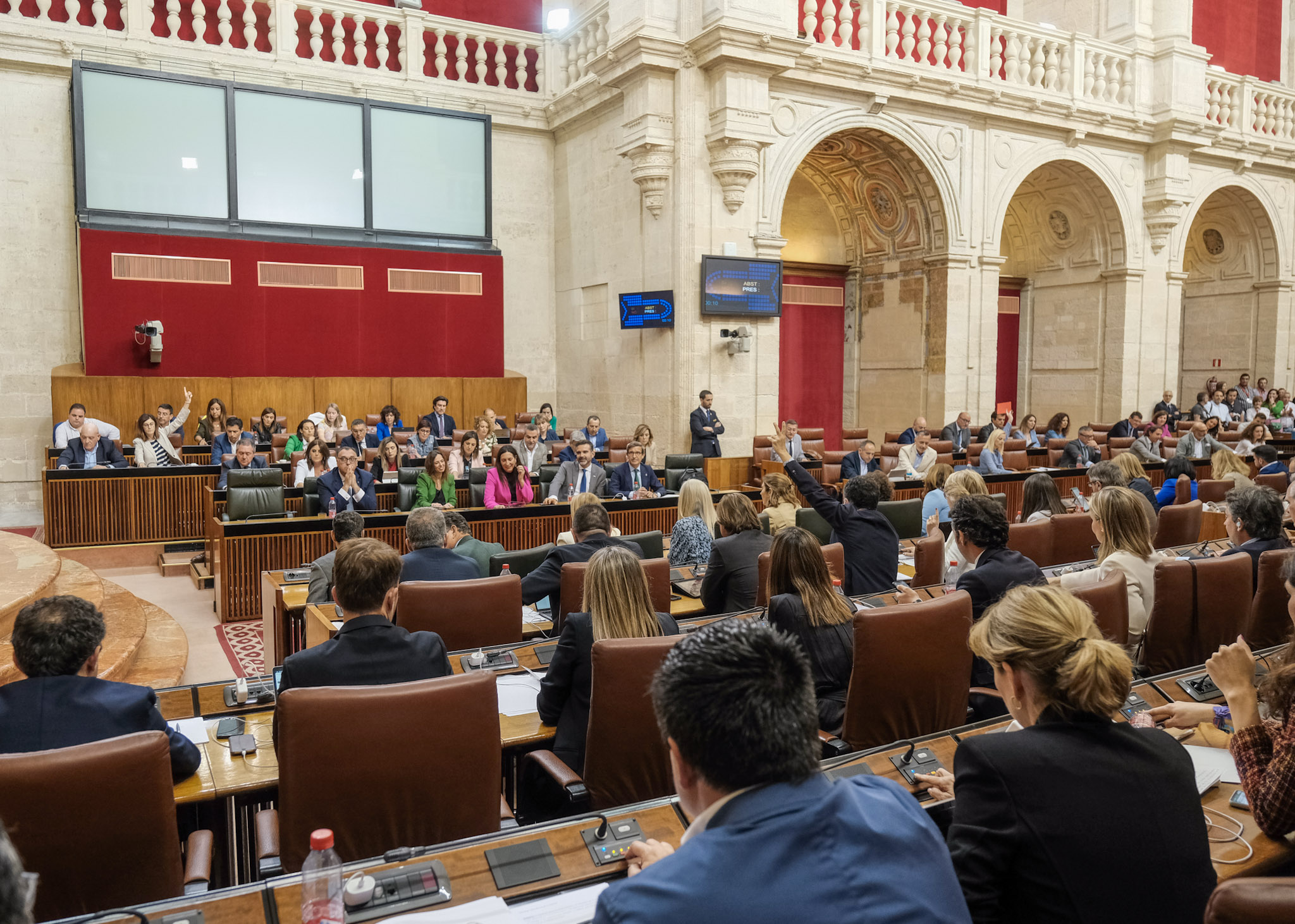 El Pleno durante la votacin de uno de los puntos del orden del da 