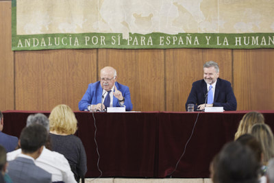    El presidente del Parlamento, Jess Aguirre, interviene en la presentacin de la jornada 'La indefensin de los menores ante la pornografa en Internet' organizada por el Consejo Audiovisual de Andaluca (CAA)