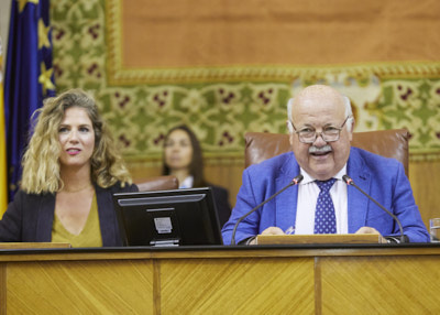 El presidente del Parlamento de Andaluca, Jess Aguirre, y la vicepresidenta primera de la Cmara, Ana Mara Mestre 