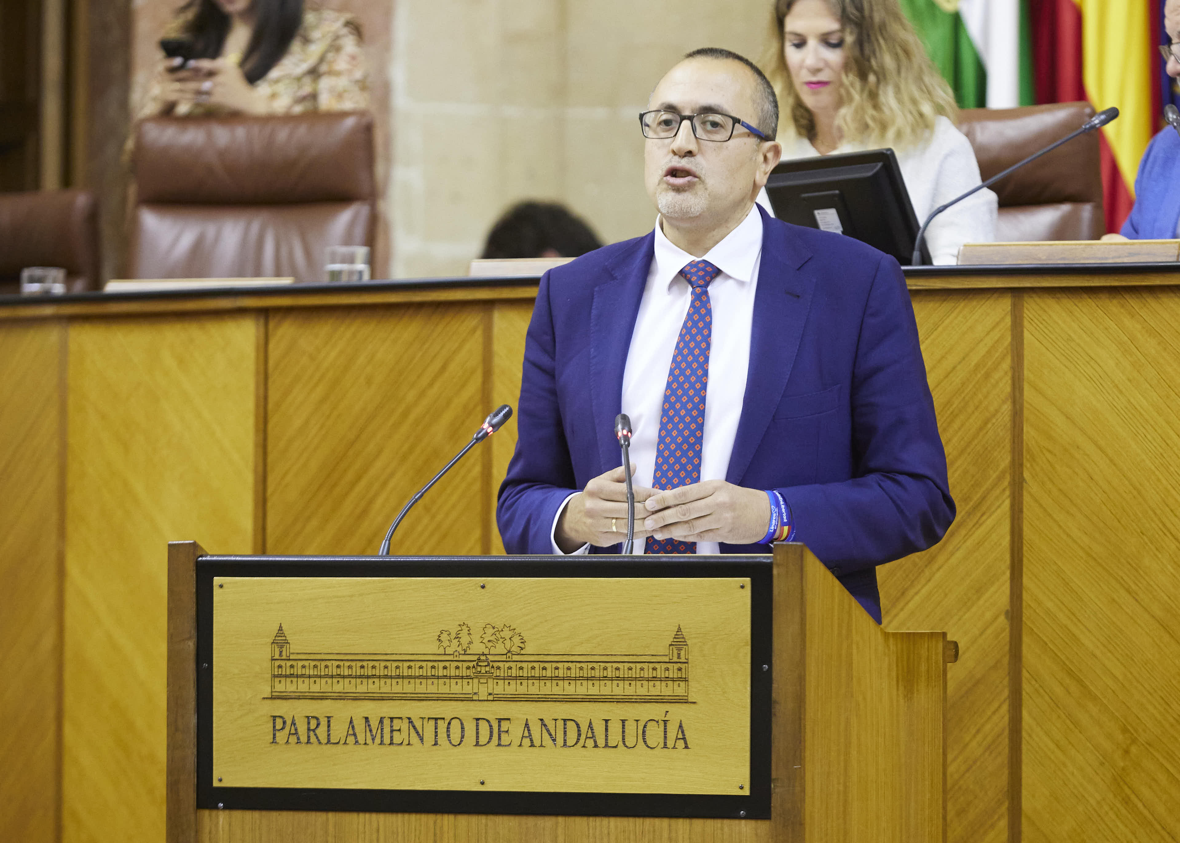  Por el Grupo Popular, Manuel Santiago Bonilla defiende una proposicin no de ley relativa a apoyo a la revisin del reglamento de la Red Transeuropea de Transporte Ferroviario   