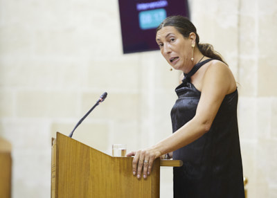  Loles Lpez, consejera de Inclusin Social, responde a la interpelacin relativa a poltica general en materia de juventud presentada por el Grupo Socialista