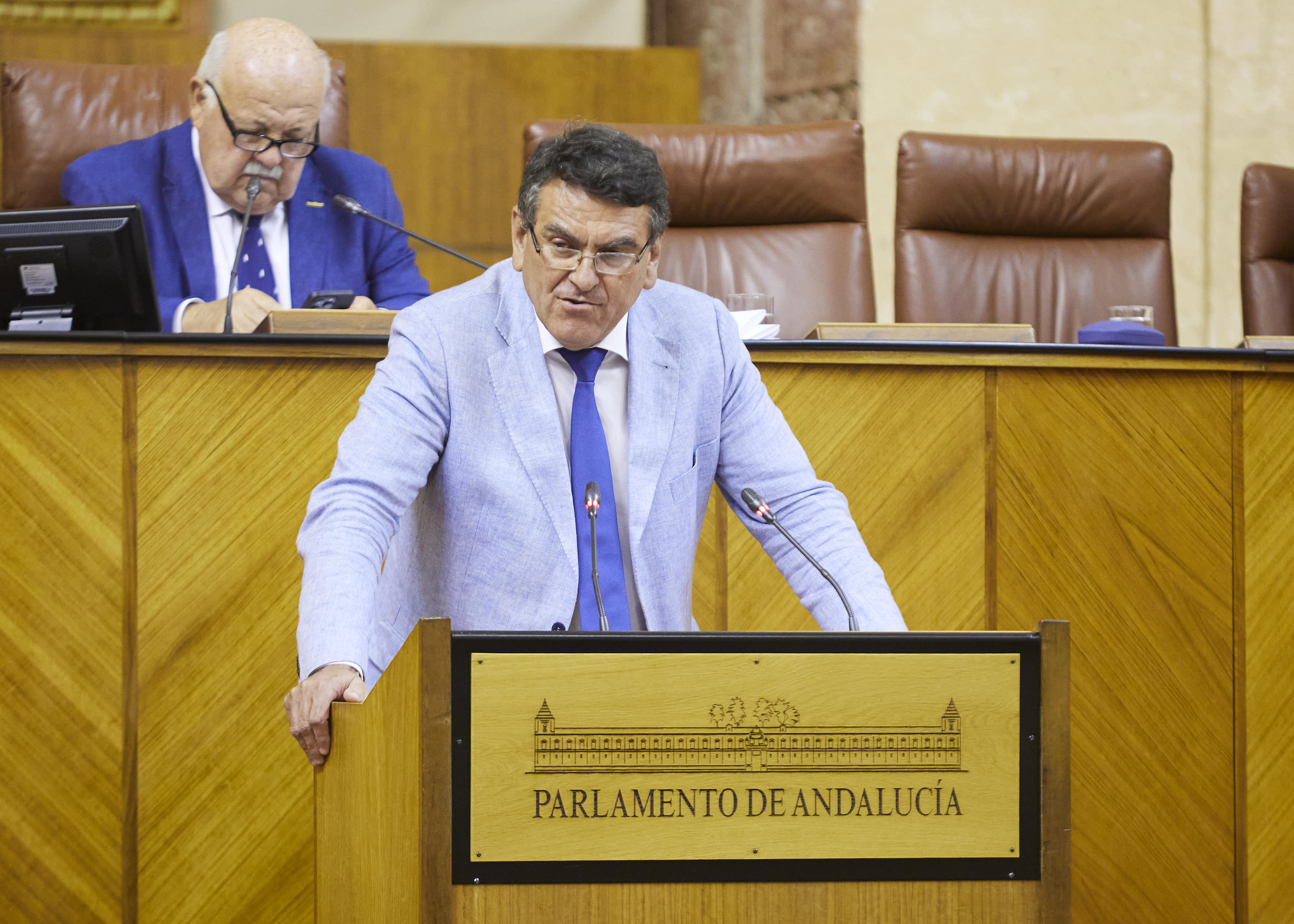  Rafael Segovia, del Grupo parlamentario Vox en Andaluca, defiende una proposicin no de ley relativa a apoyo frente a la actual crisis de la asistencia sanitaria en la Atencin Primaria andaluza