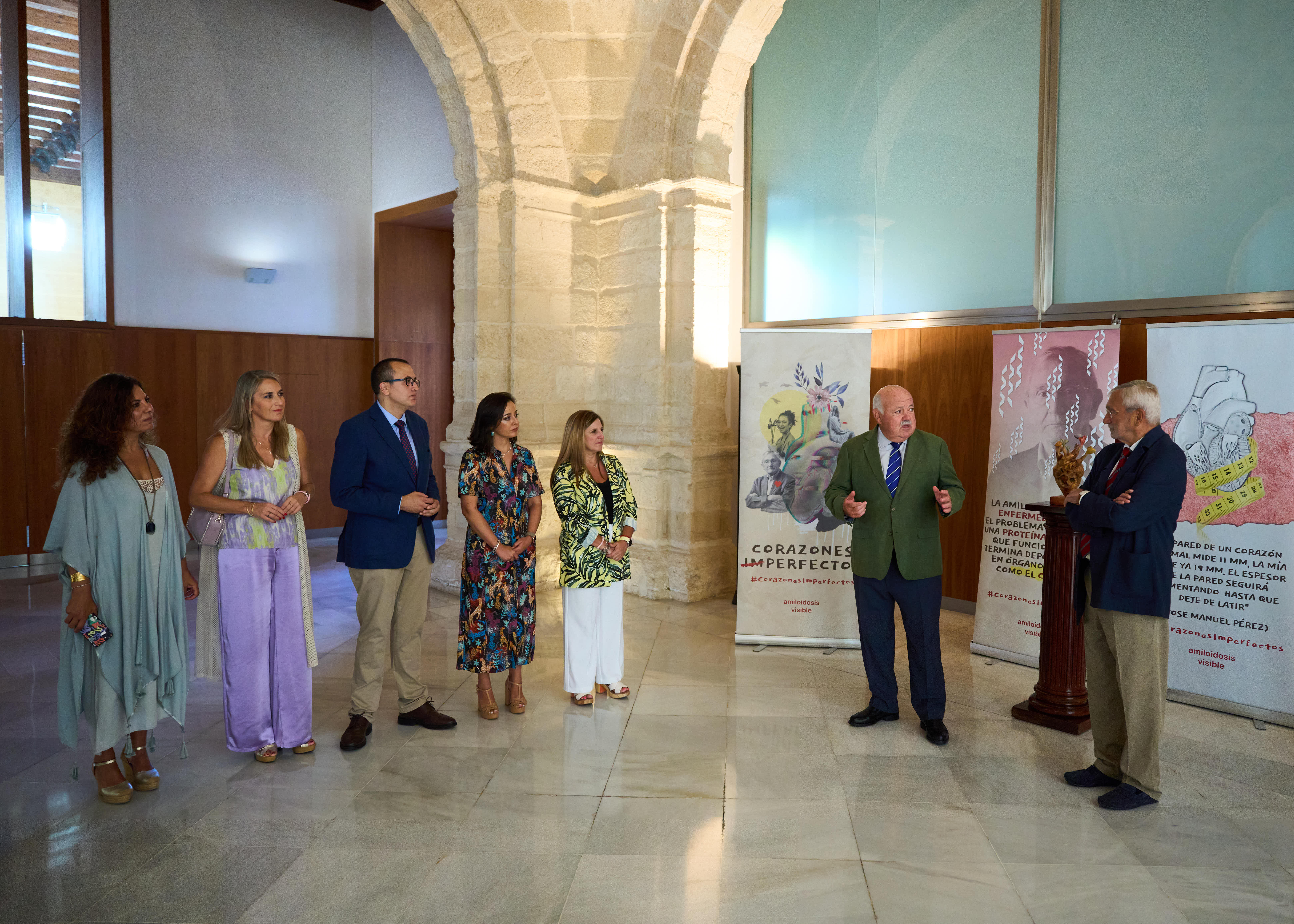   Aguirre interviene en la inauguracin de la exposicin 'Corazones Im-perfectos'