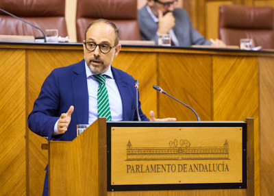  Por el Grupo Socialista, el diputado Antonio Ruiz interviene en el debate de los proyectos de ley de reconocimiento de las universidades privadas