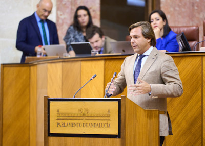  Antonio Repullo, del Grupo Popular, presenta una proposicin no de ley en  defensa del principio de igualdad de todos los espaoles y el rechazo a la amnista o indultos que quebranten la organizacin territorial de Espaa y la unidad nacional
