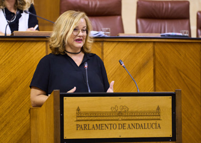  Mara Jos de Alba, del Grupo Popular, presenta una proposicin no de ley relativa a las acciones frente a los problemas de salud relacionados con la alimentacin, el sobrepeso y la obesidad