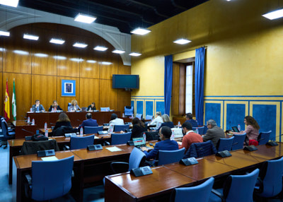  La Comisin sobre Derechos y Atencin a las Personas con Discapacidad al inicio de su reunin de hoy martes