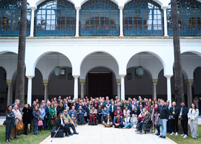  Foto de familia de los participantes en el acto por el da de las personas con discapacidad