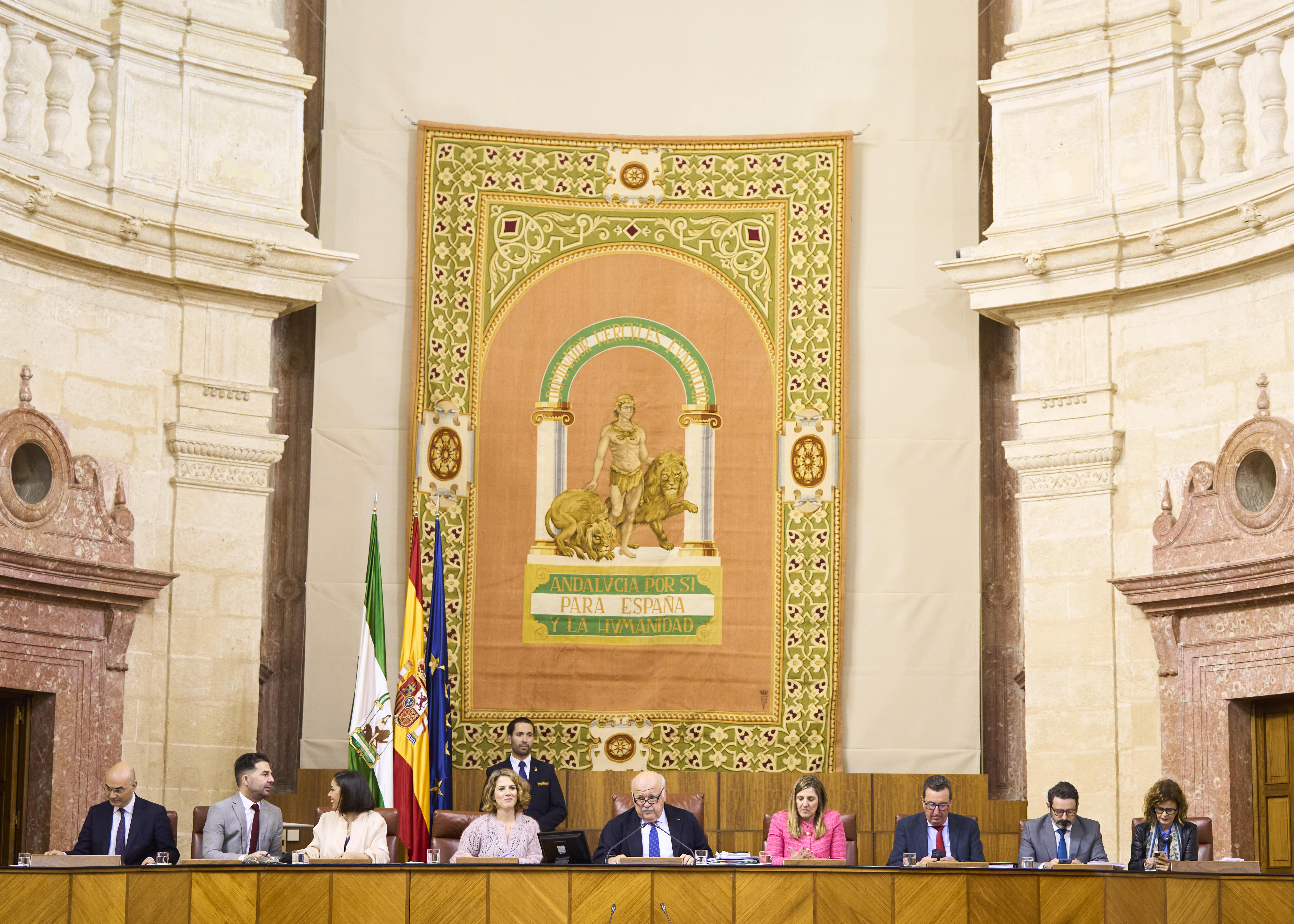  Imagen de la Mesa del Parlamento de Andaluca al inicio de la sesin del mircoles 21 de febrero