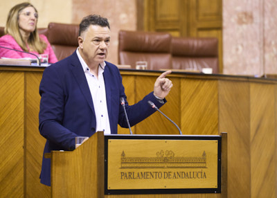 Juan Antonio Delgado, diputado del Grupo Por Andaluca, durante su intervencin sobre las actuaciones en materia de seguridad en Andaluca tras los hechos acaecidos en Barbate
 