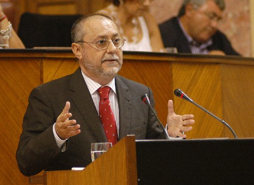 Fidel Mesa expone la postura del Grupo Socialista ante la Ley de Aguas